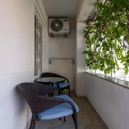 Josip Ii Appartement *